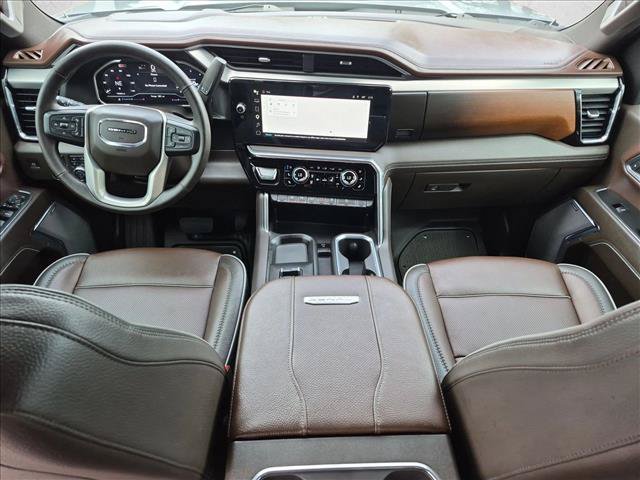 Used 2024 GMC Sierra 2500 Denali w/ Technology Package AWD/4WD image 16