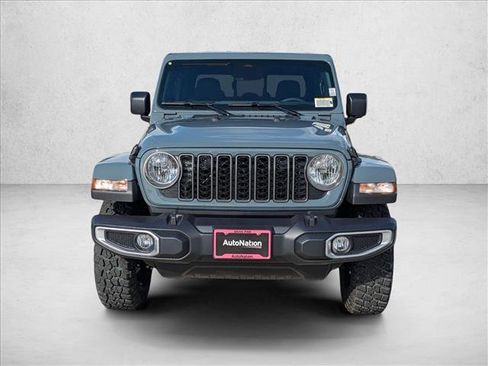 New 2026 Jeep Gladiator Sport image 2
