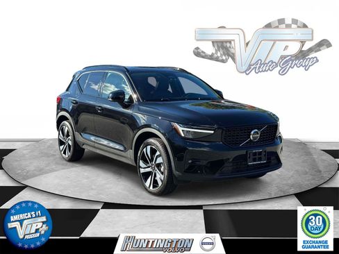 Certified 2026 Volvo XC40 B5 Plus w/ Protection Package Premier AWD/4WD image 1
