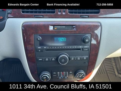 Used 2010 Chevrolet Impala LT image 18