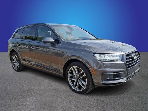 Used 2018 Audi Q7 3.0T Prestige AWD/4WD image 3