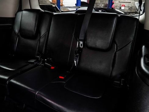 Used 2024 INFINITI QX80 Luxe image 39