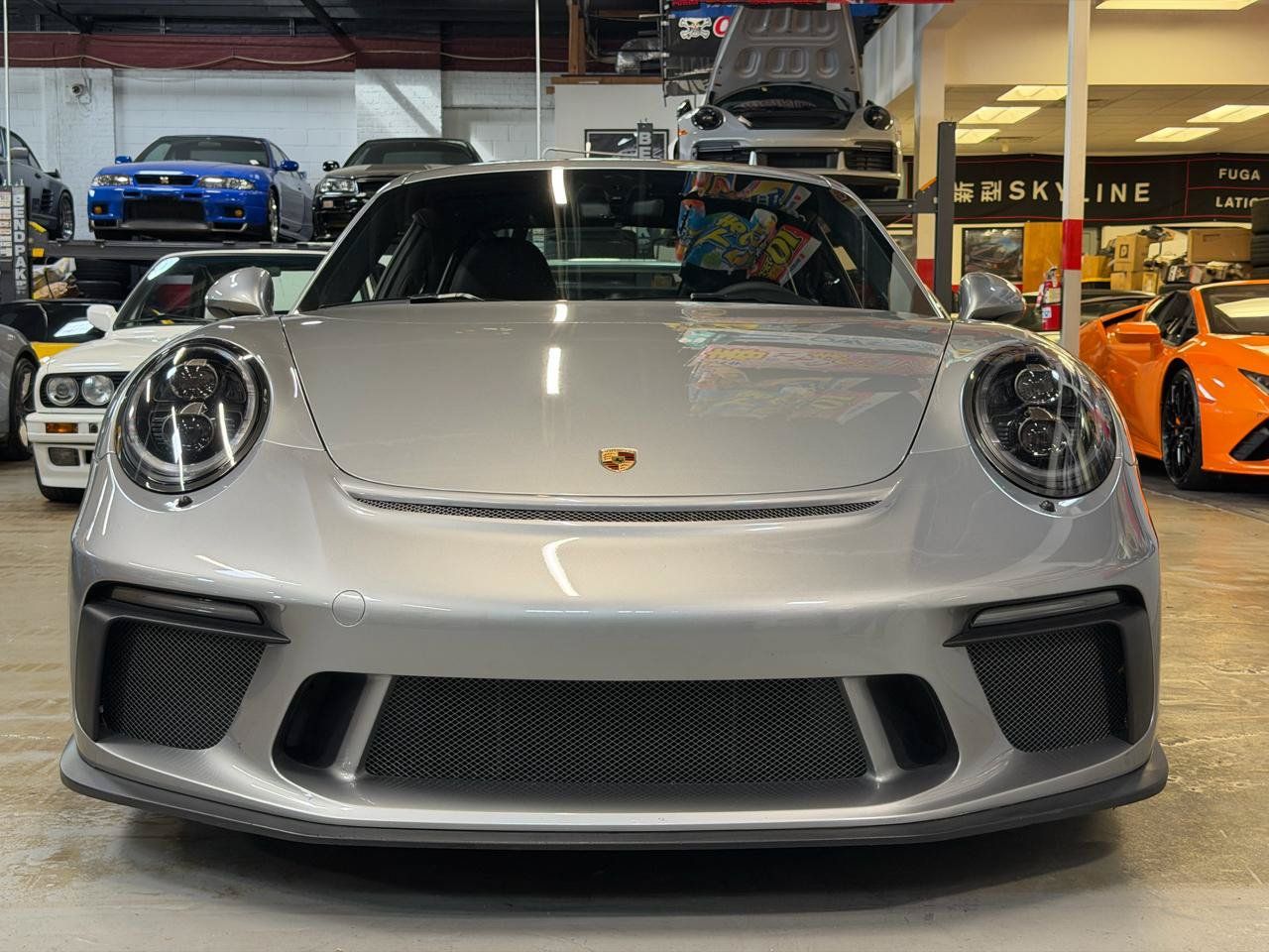 Used 2019 Porsche 911 GT3 RWD image 2