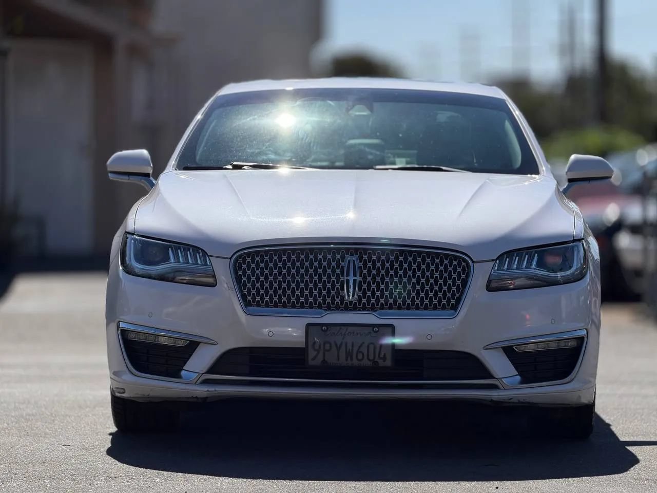 Used 2019 Lincoln MKZ Reserve FWD image 2