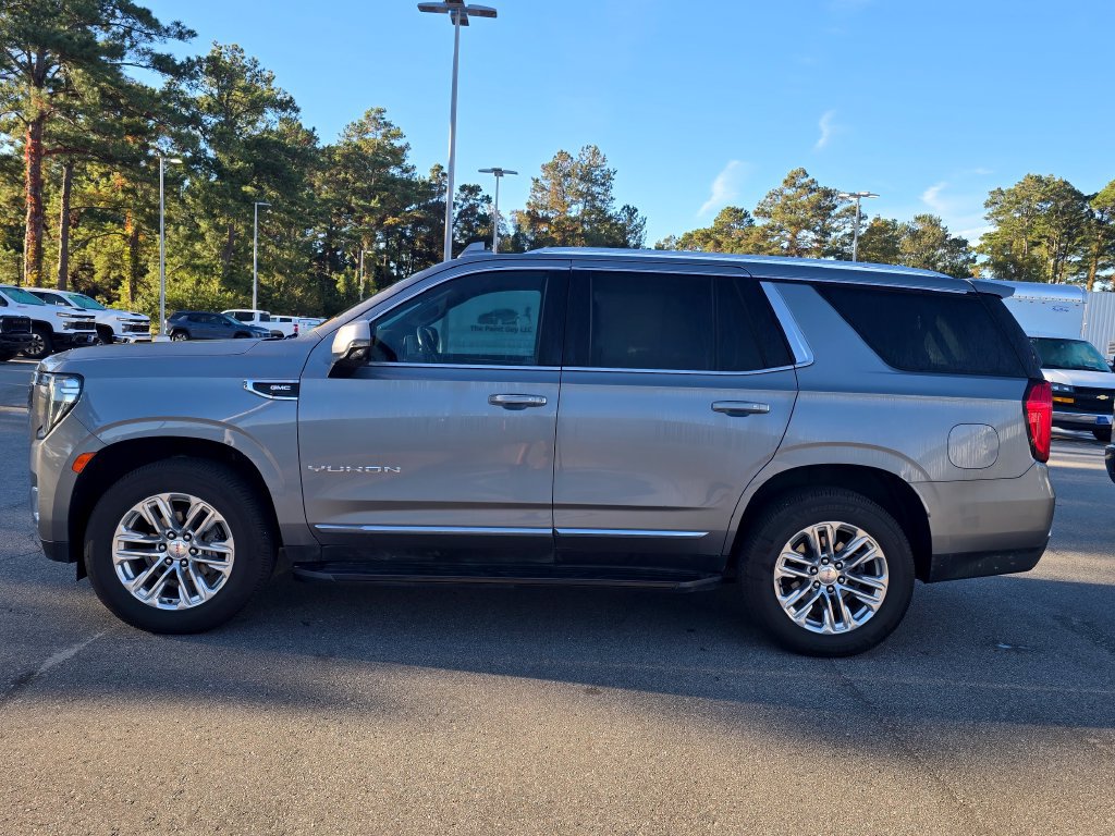 Certified 2021 GMC Yukon SLT w/ SLT Premium Package AWD/4WD image 6