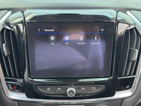 Used 2020 Chevrolet Traverse RS image 29