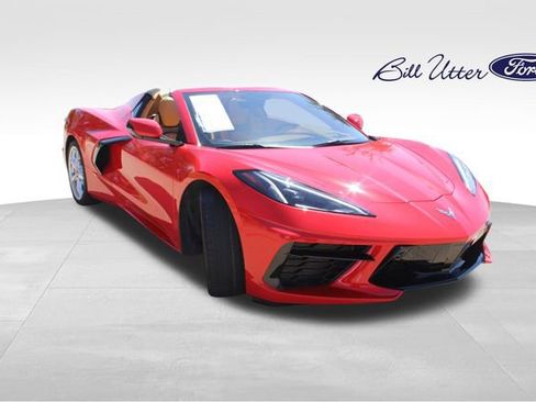 Used 2022 Chevrolet Corvette Stingray Premium Conv w/ Battery Protection Package image 3