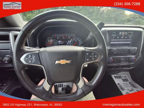Used 2015 Chevrolet Silverado 1500 LT w/ LT Convenience Package RWD image 7