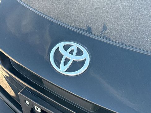 Used 2024 Toyota Prius Limited image 32