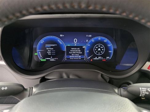 Used 2025 Toyota Sienna Platinum image 21