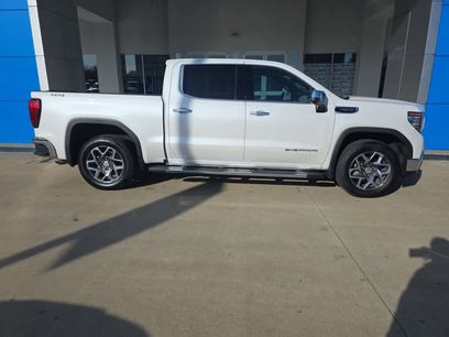 Used 2025 GMC Sierra 1500 SLT w/ SLT Premium Package
