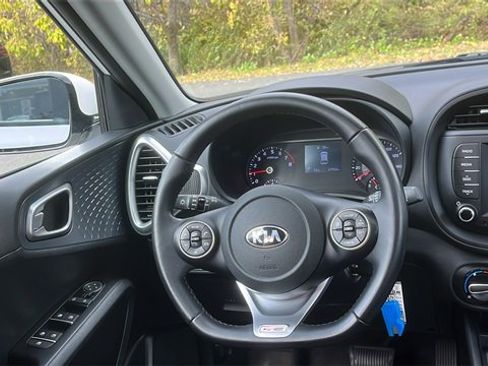Used 2021 Kia Soul GT-Line image 21