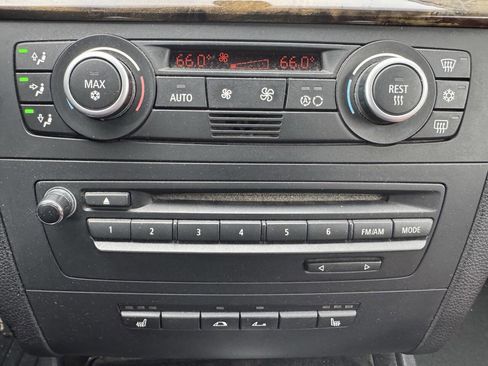 Used 2009 BMW 128i Convertible image 13