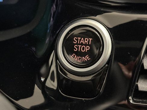 Used 2023 BMW 530e w/ Premium Package image 34