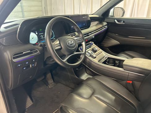 Used 2023 Hyundai Palisade Calligraphy image 24