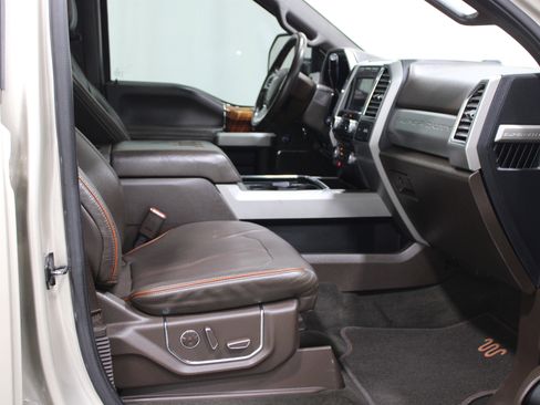 Used 2017 Ford F350 King Ranch w/ King Ranch Ultimate Package image 36