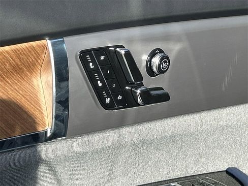 New 2026 Cadillac Vistiq Premium Luxury image 21