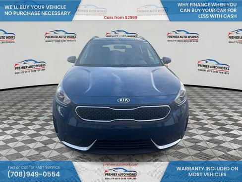 Used 2019 Kia Niro LX FWD image 2