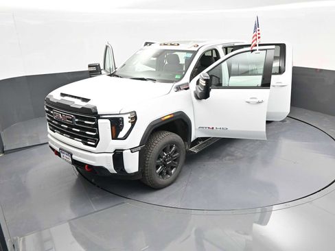 New 2025 GMC Sierra 2500 AT4 w/ AT4 Premium Plus Package image 91