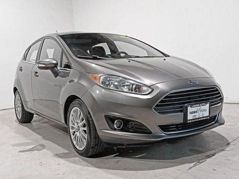 Used 2014 Ford Fiesta Titanium image 31