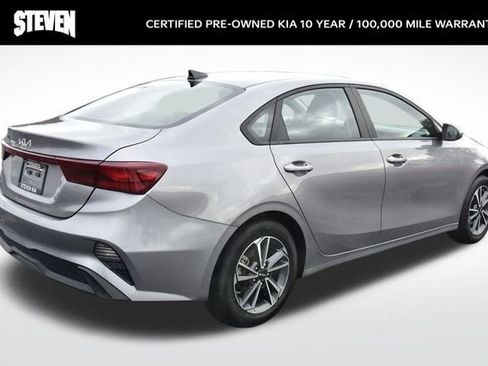 Certified 2023 Kia Forte LXS image 5