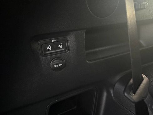 Used 2020 Kia Telluride S w/ S 8 Passenger Seating Package image 33