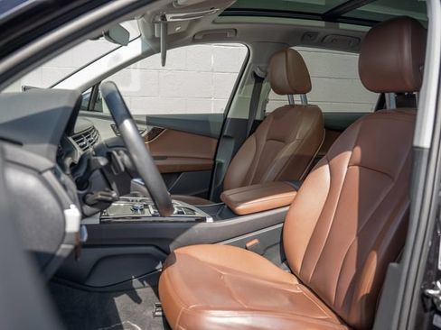 Used 2019 Audi Q7 2.0T Premium Plus w/ Premium Plus Package AWD/4WD image 5
