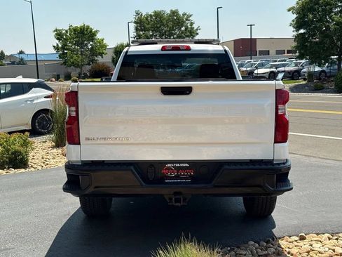 Used 2025 Chevrolet Silverado 1500 W/T w/ WT Value Package AWD/4WD image 22