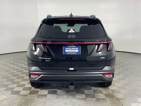New 2025 Hyundai Tucson XRT image 21