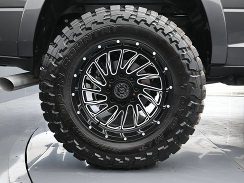 Used 2024 RAM 2500 Limited AWD/4WD image 18