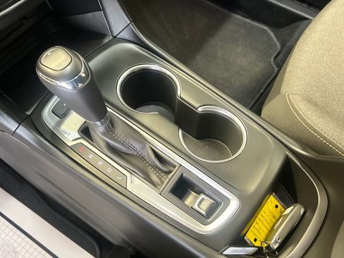 Used 2019 Chevrolet Equinox LT AWD/4WD image 30