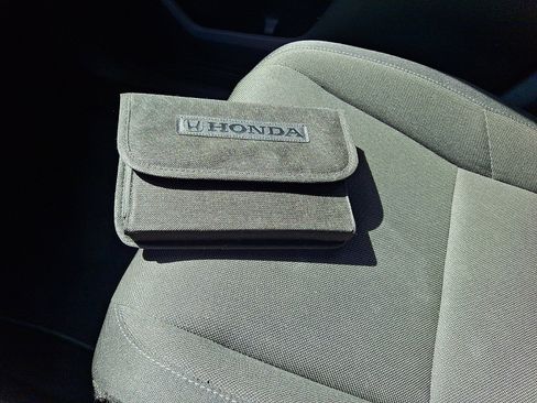 Used 2025 Honda CR-V EX image 26