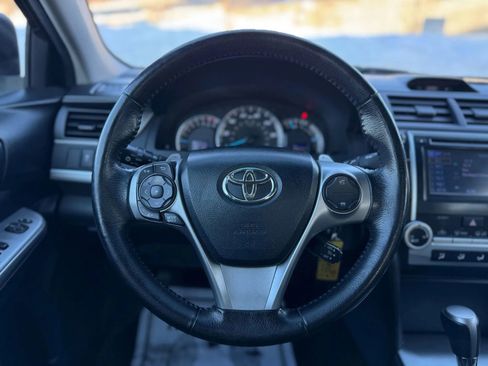 Used 2013 Toyota Camry SE FWD image 21