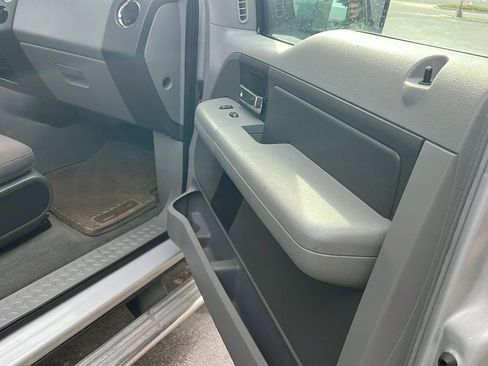 Used 2006 Ford F150 XLT image 28