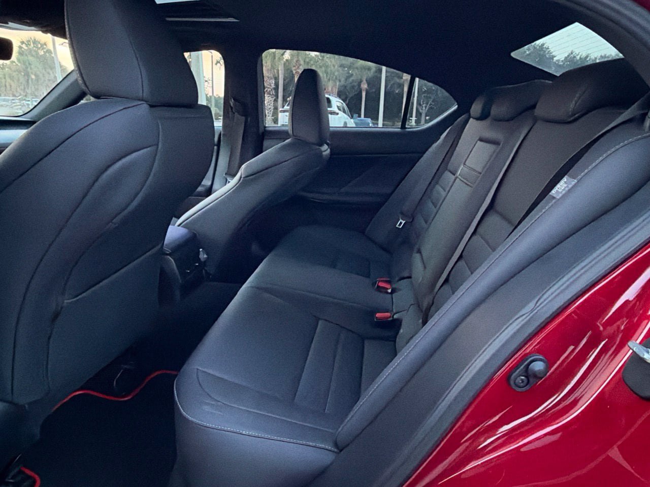 Used 2022 Lexus IS 350 F Sport RWD image 8