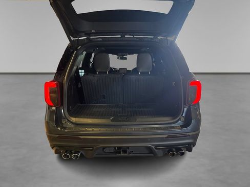 Certified 2022 Ford Explorer ST AWD/4WD image 13