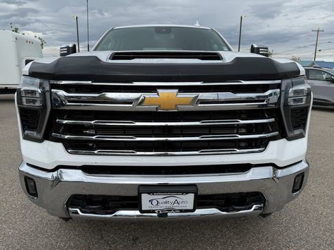 Used 2024 Chevrolet Silverado 3500 LTZ image 3
