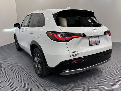 Certified 2024 Honda HR-V EX-L image 4