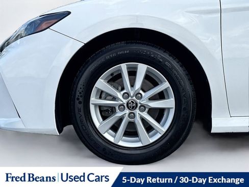 Used 2025 Toyota Camry LE FWD image 33