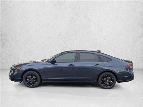 Used 2025 Honda Accord SE image 5