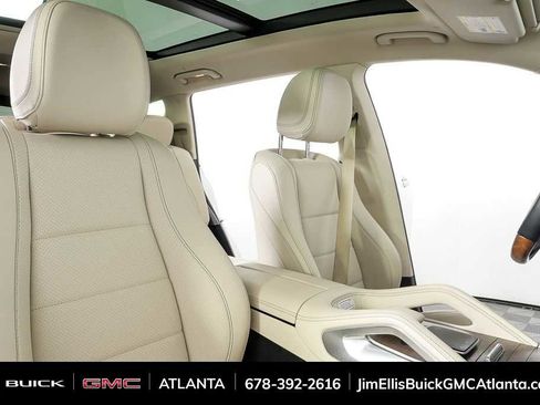 Used 2022 Mercedes-Benz GLS 450 4MATIC image 24