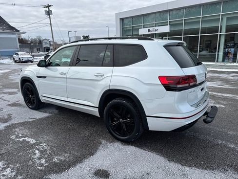 Certified 2022 Volkswagen Atlas SEL R-Line image 6