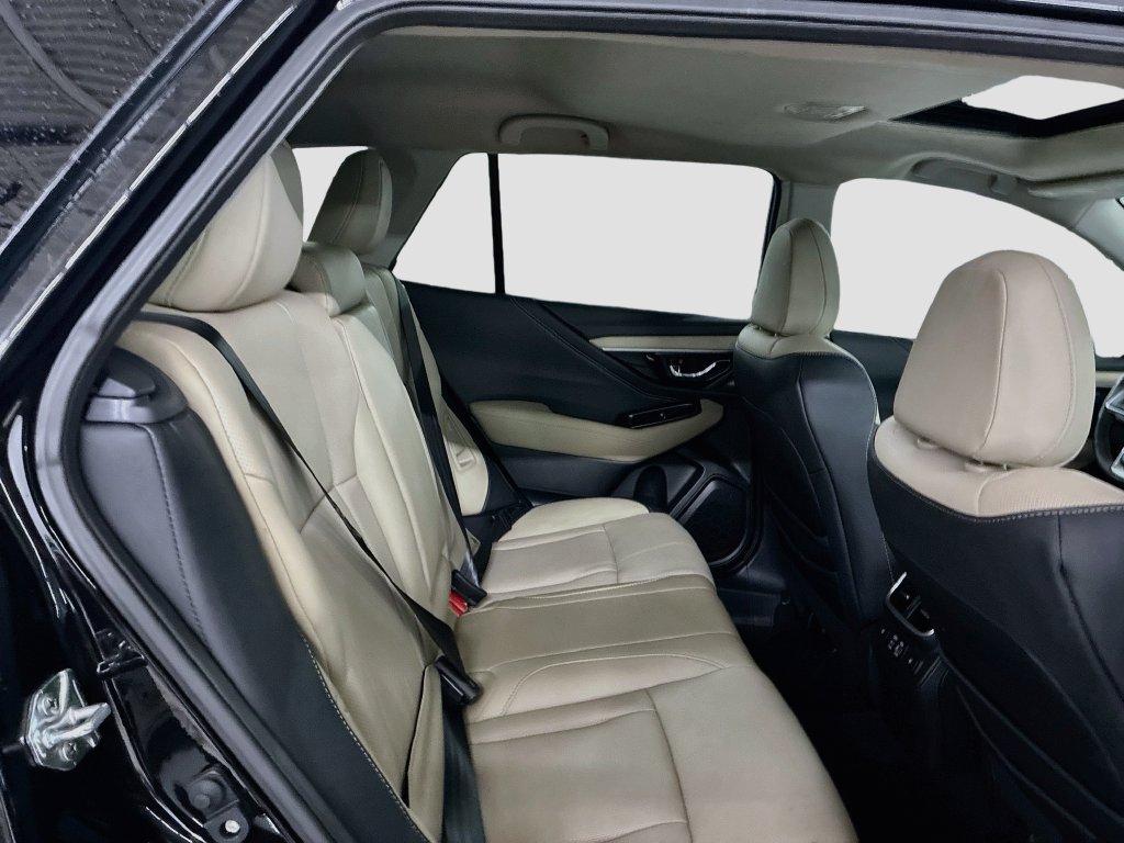 Used 2025 Subaru Outback Limited AWD/4WD image 28