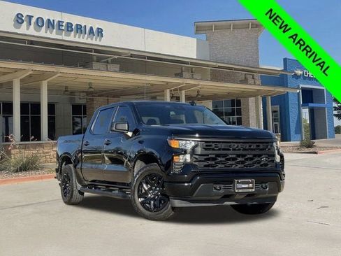Used 2025 Chevrolet Silverado 1500 Custom w/ Turbomax Blackout Package image 1