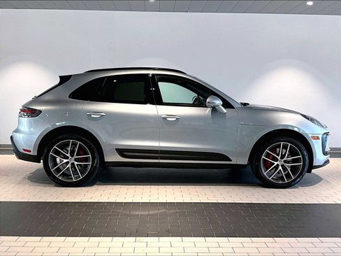 Used 2024 Porsche Macan S image 11