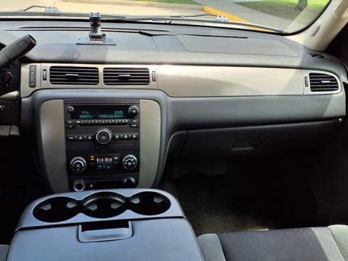 Used 2009 Chevrolet Tahoe LS RWD image 6