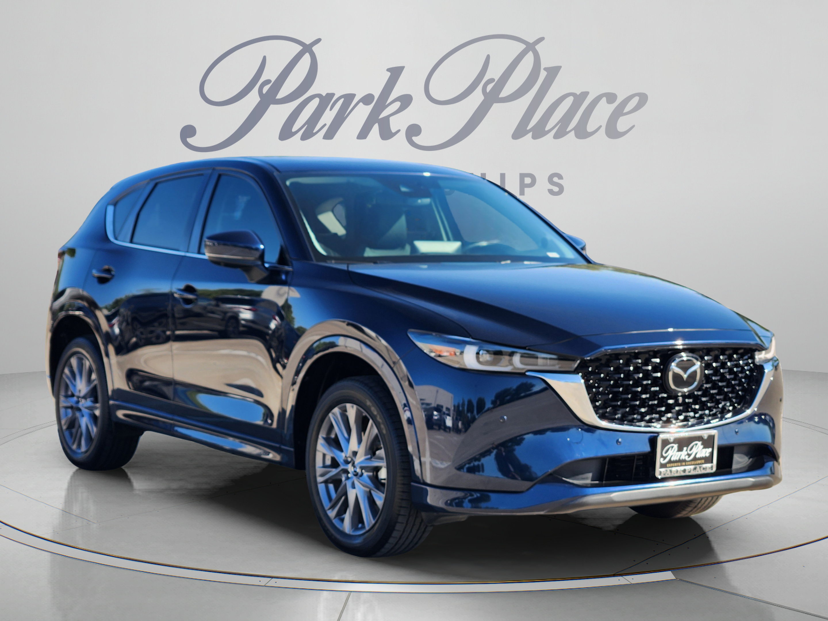 Used 2025 MAZDA CX-5 AWD 2.5 S w/ Premium Plus Pkg image 4