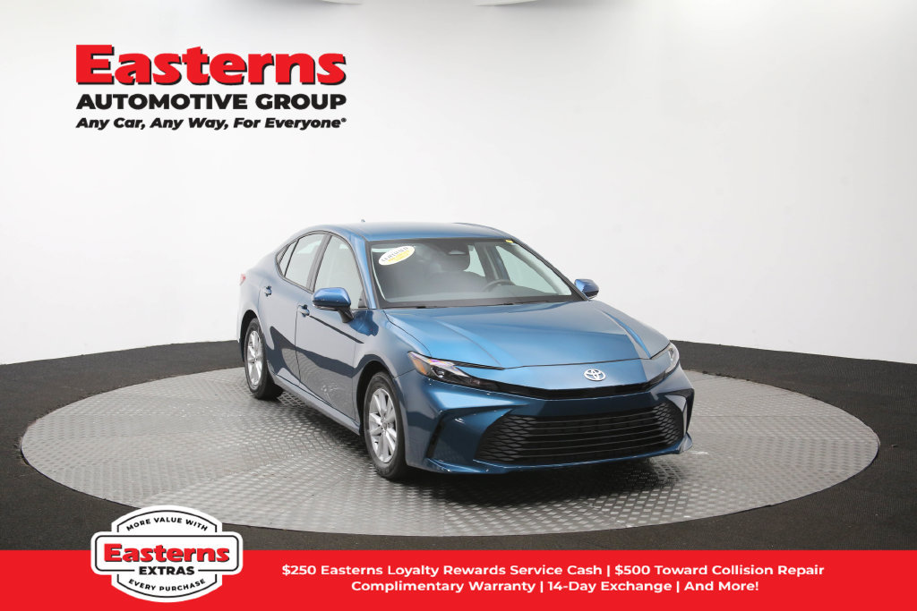Used 2025 Toyota Camry LE FWD image 50