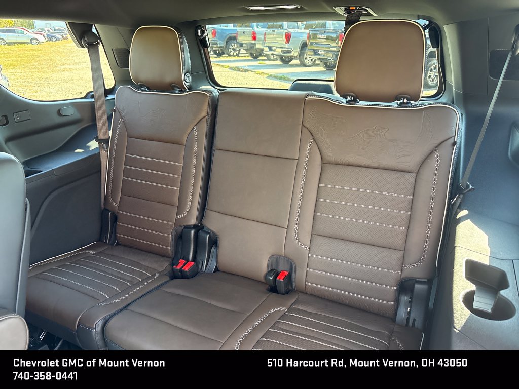 New 2026 GMC Yukon Denali Ultimate AWD/4WD image 35