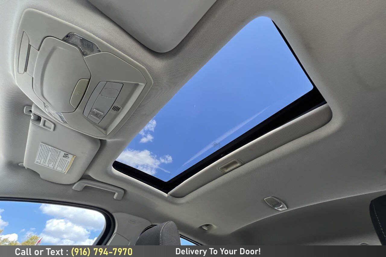 Used 2016 Ford Focus SE FWD image 21
